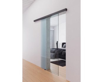 Glasschiebetür mit InfinitySlide, als Set bestehend aus Glasschiebetuer und Schiebetuerbeschlag in Stealth black, bis 1000 mm Flügelbreite, zur Wandmontage