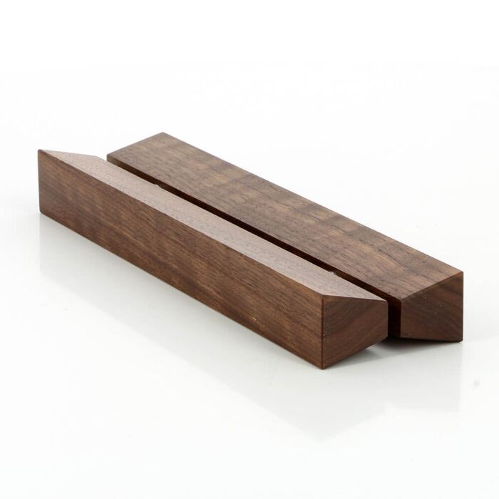 Türgriffpaar in Trapezform aus Holz