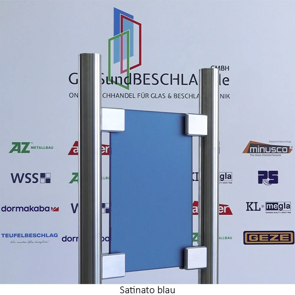 Satiniert blau