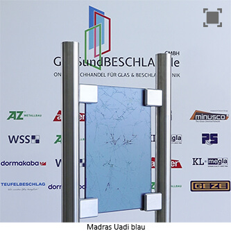 Glas Madras Uadi blau - Klarglas blau durchgefaerbt, einseitig geaetzt